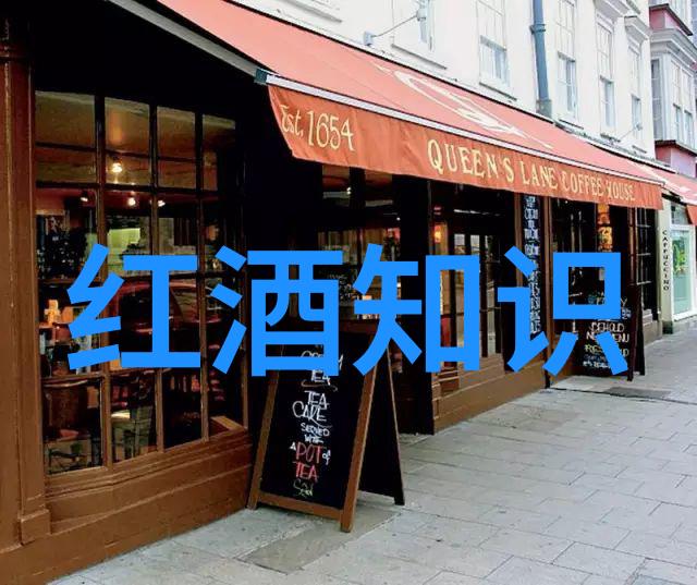 丁宝桢的历史简历中出现了一种奇迹Sovi推出了不含酒精的酒瓶这真是一场革命它就像天降甘露解救了无数想