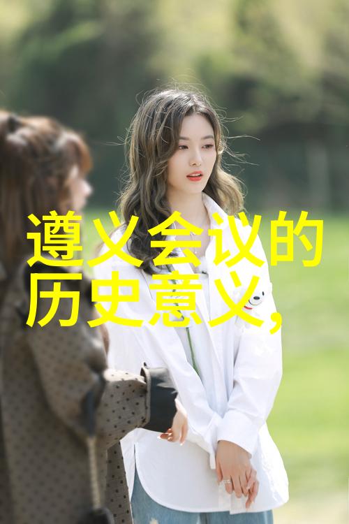 在学习画人物时我该如何处理面部特征的比例与结构问题