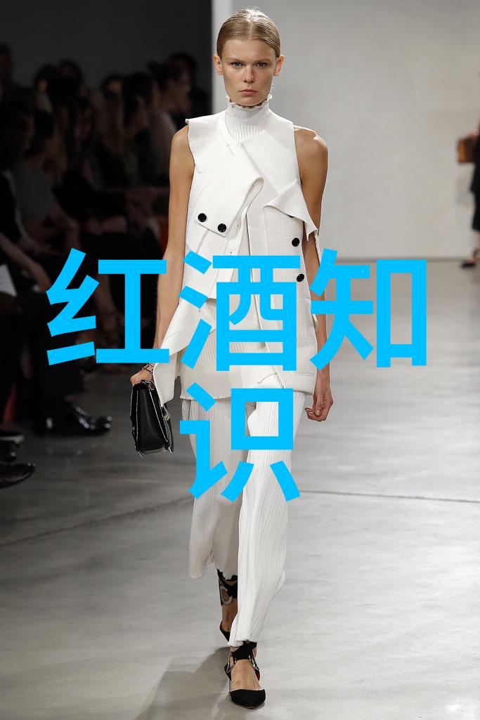 冬日长夜里的寒远冰封的秘密与温暖的回忆