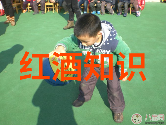许华抗击疫情一线医生的英勇事迹