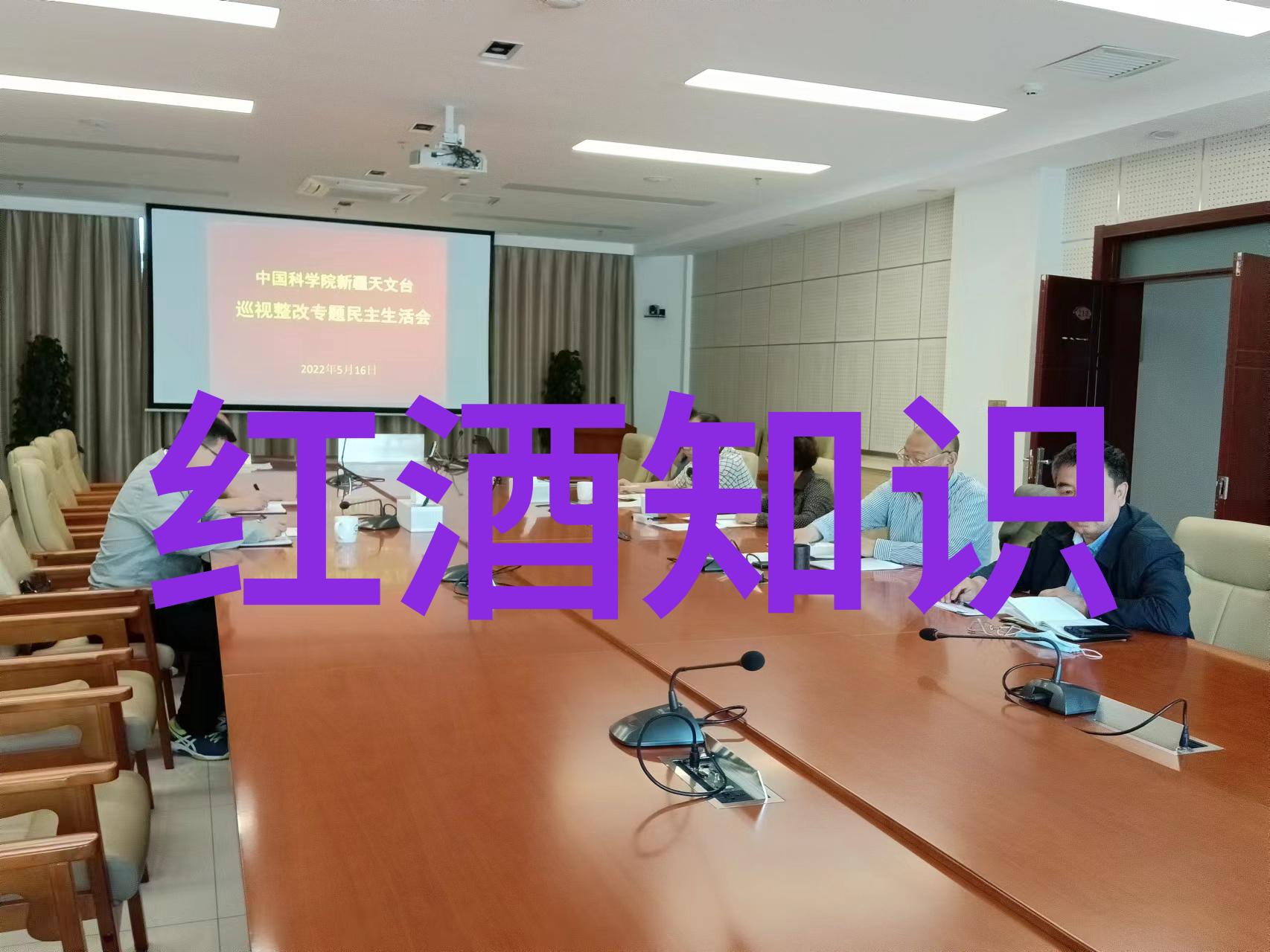淑蓉再次展开双腿女孩的开放姿态