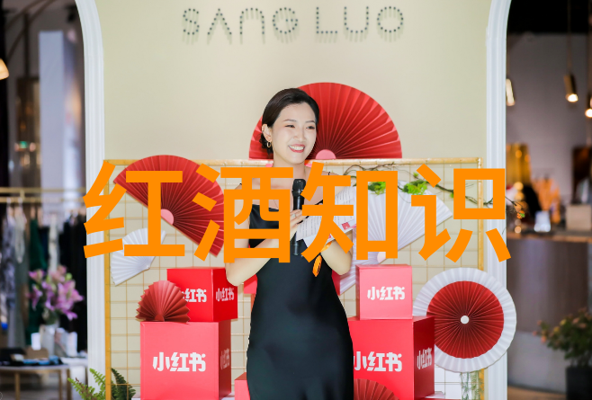 在这片充满梦想的土地上帕斯奎尔酒庄就像一位慷慨的主人邀请玩家进入能够自由建造家园的手游世界这里不仅能