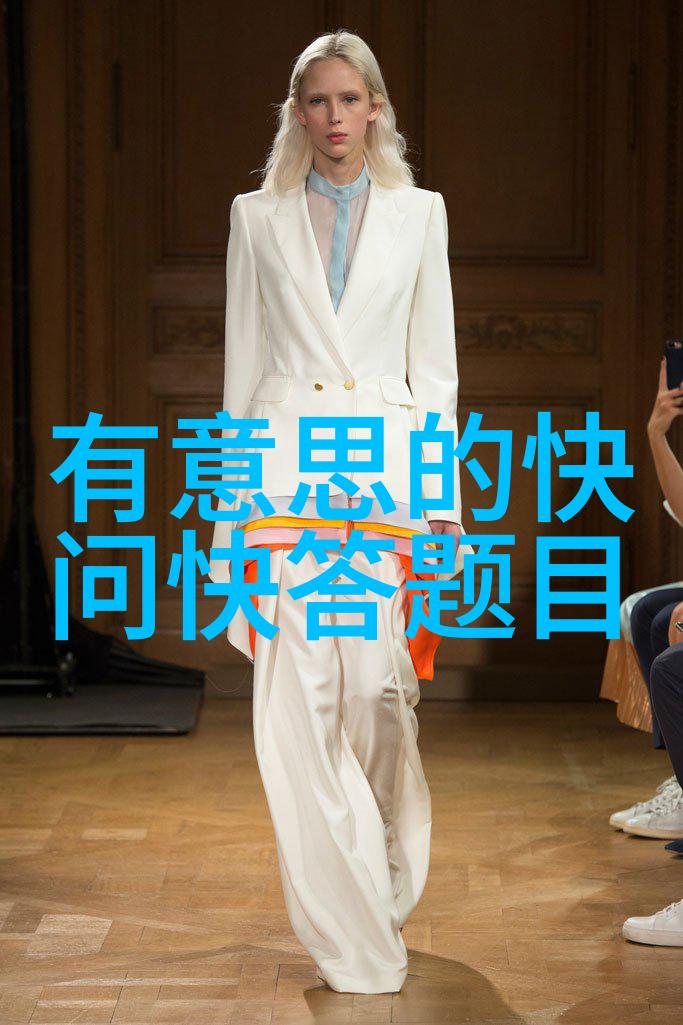 简单的人物画温馨人文的艺术形象