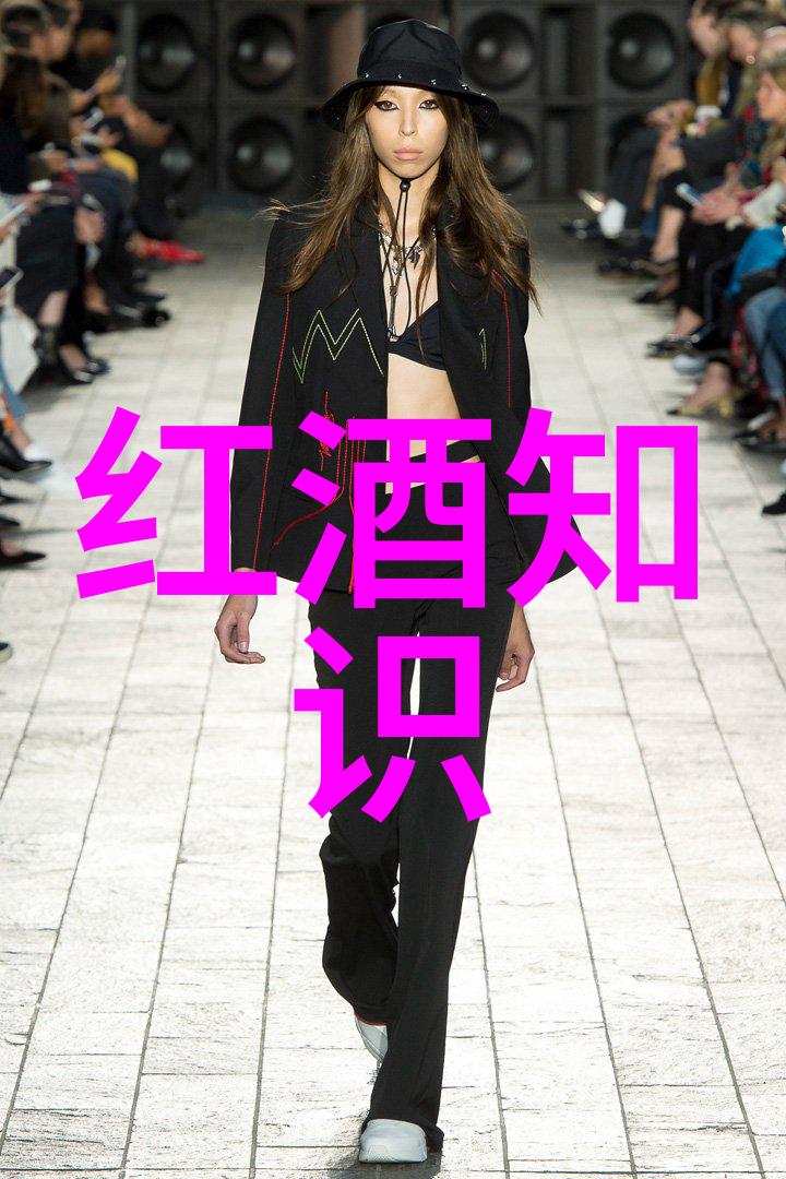 小女孩的欢笑活泼可爱的童真面孔