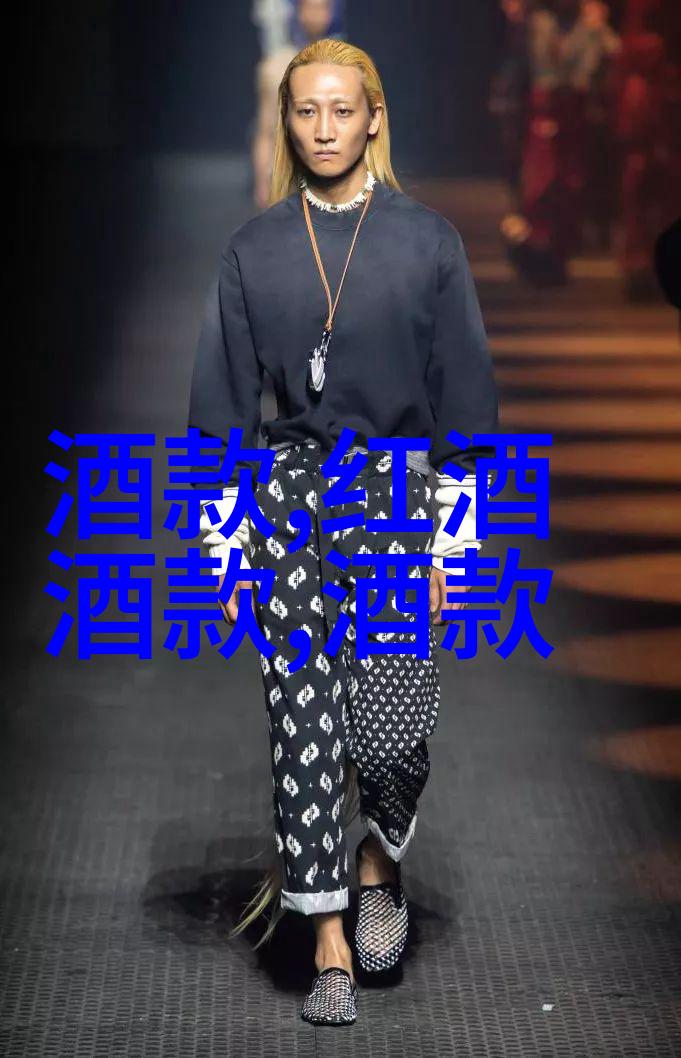 动漫角色绘制指南从基础构图到细节渲染的艺术技巧