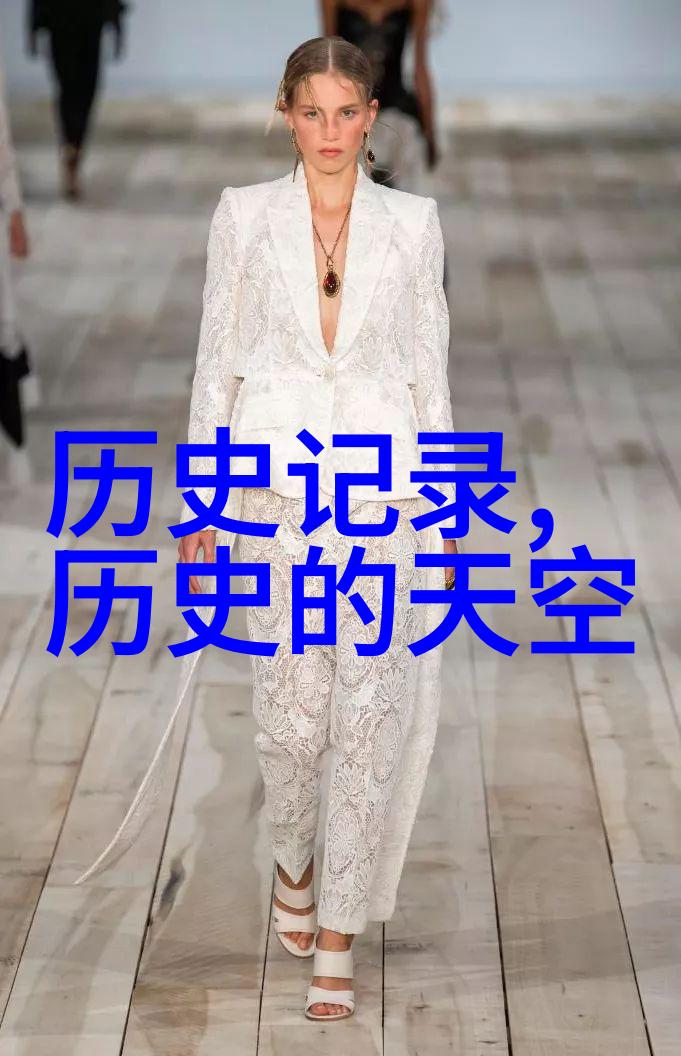 在C用力把桌腿A抬离地面时小说我是如何在无数次尝试后终于让桌子起身的
