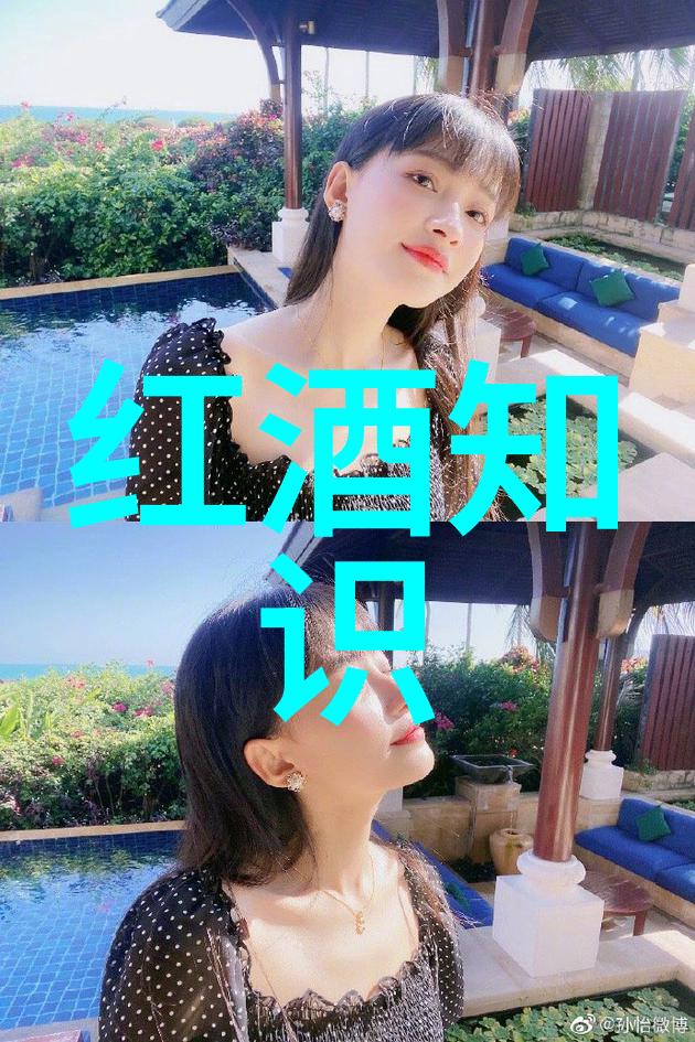 姐姐说家里没人我们可以那个视频偷偷看我和妹妹的秘密影院冒险