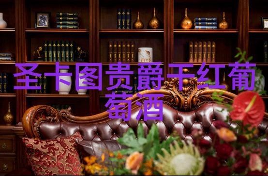 荒芜与繁华边陲世界的反差