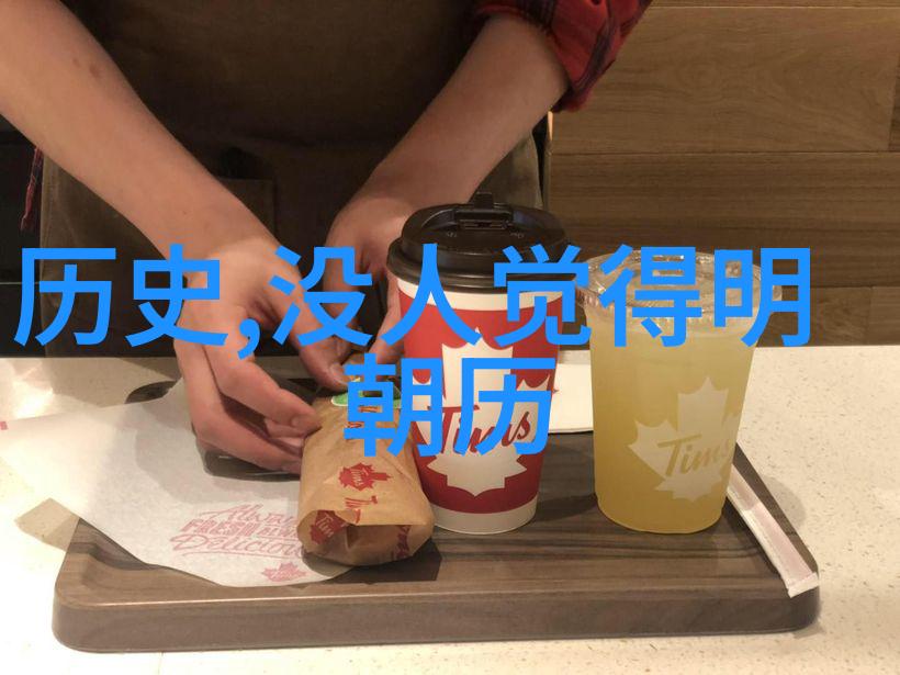 女人品味红酒女性饮用葡萄酒的健康益处