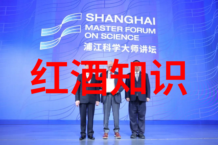 我想出游问一下这里的周边有没有什么推荐的旅游景点