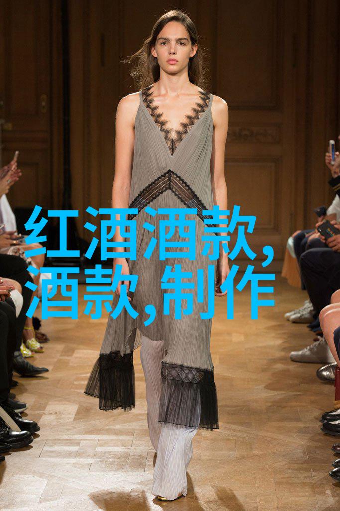 传统与现代结合在豪宅别墅设计中有哪些创意元素值得关注